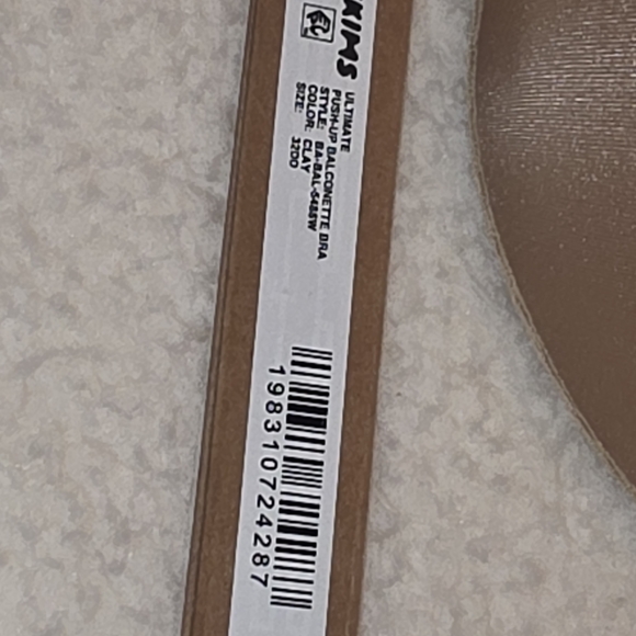 SKIMS Beige Contour Bra - Picture 4 of 4